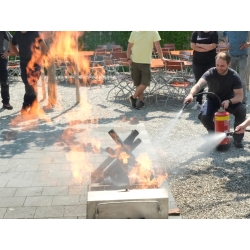 Fireprotection Education course, Practice & Theory with fire extinguisher and fire blanket - 3